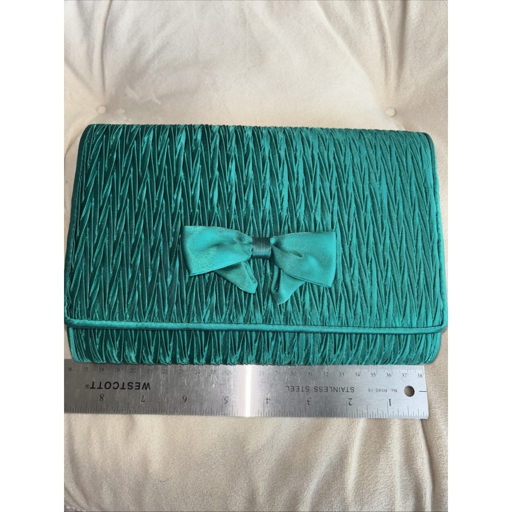 Carla Marchi Green Pleated Satin Bow Corded Strap Clutch Evening BagElegant 3311